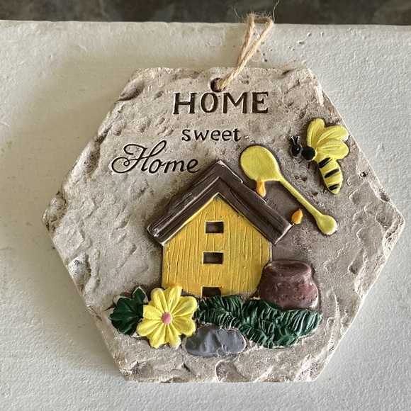 NWT- Hand Painted- Home Sweet Home ππ―πΌ- Hexagonal Cement Hanging Decor Sign - Picture 7 of 17